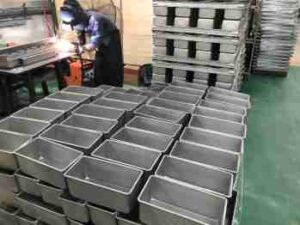 loaf bread pan