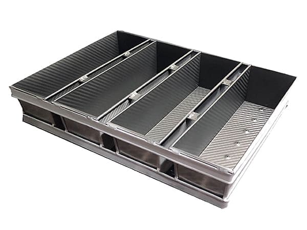 bread baking pan