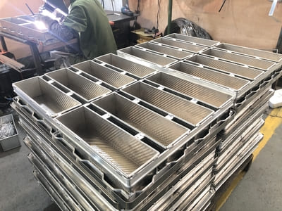Bread Pan Set